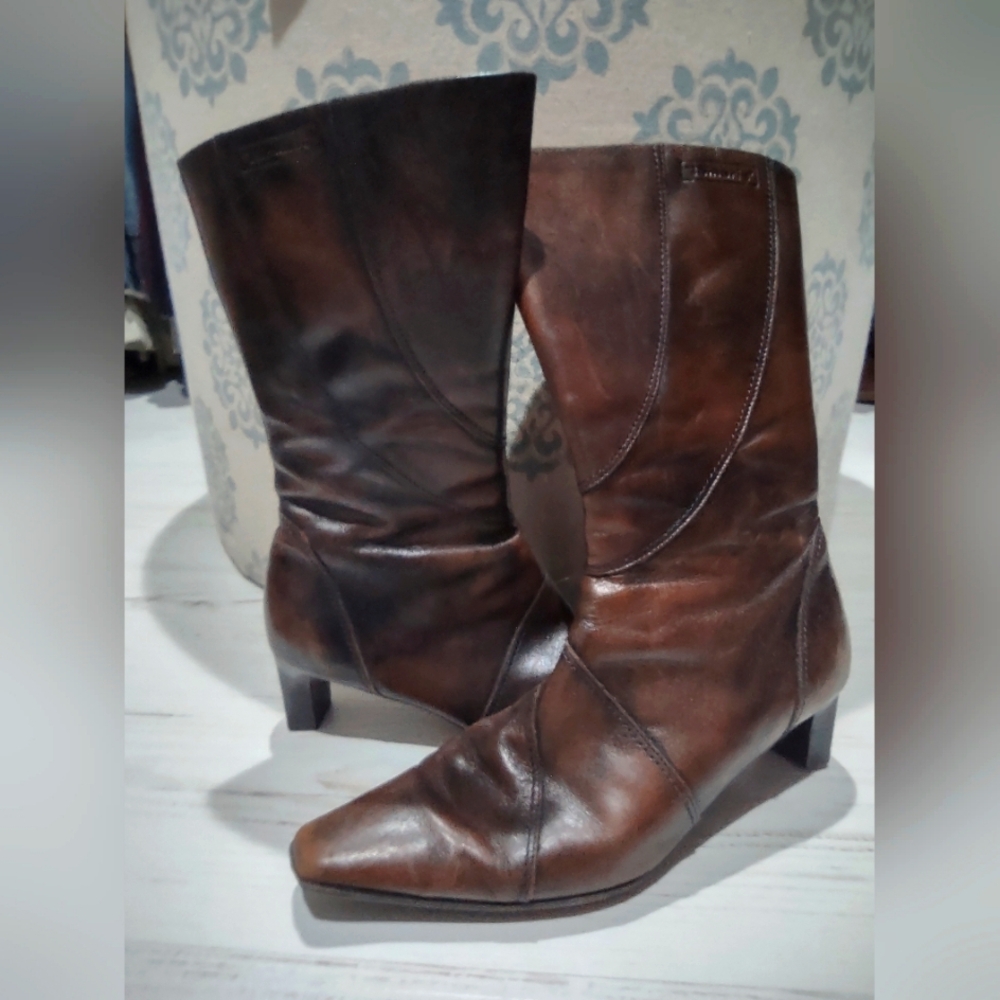 Sz 38/7-7.5 Brown Boots